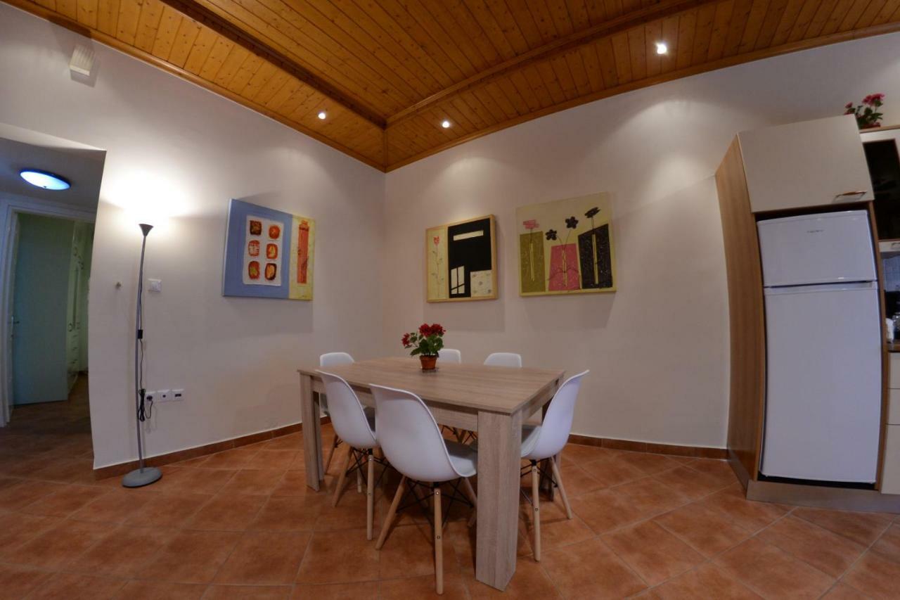 Patras Cozy Lodge Екстер'єр фото
