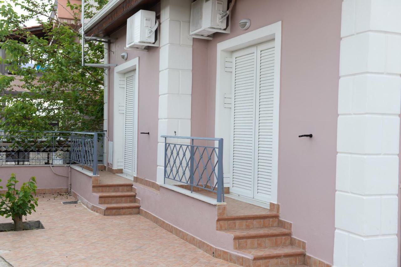 Patras Cozy Lodge Екстер'єр фото