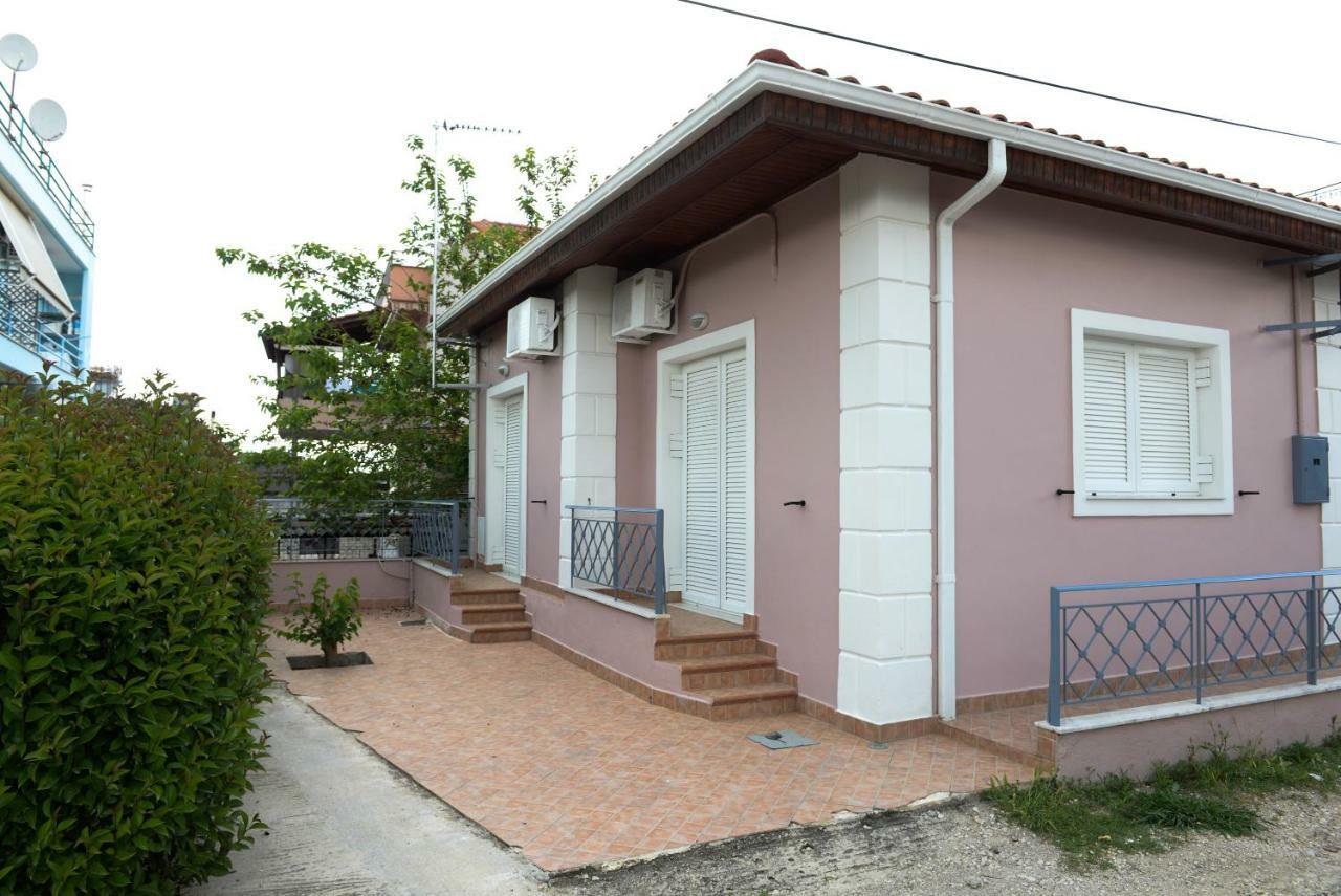 Patras Cozy Lodge Екстер'єр фото