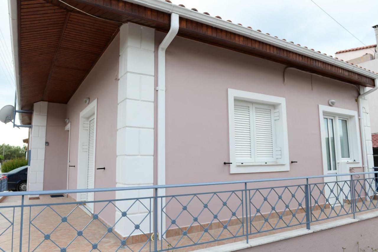 Patras Cozy Lodge Екстер'єр фото